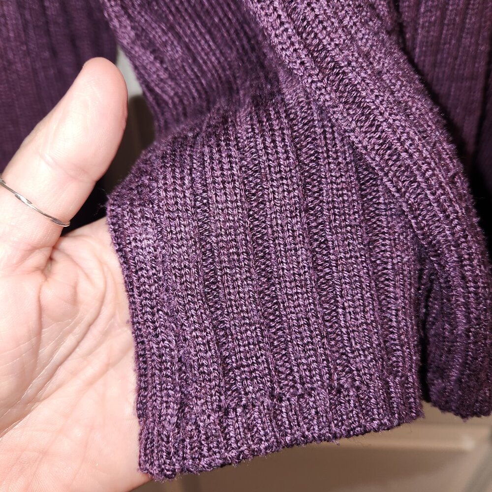 Jessica Simpson Ladies' Ribbed Sweater - Picture 4 of 10